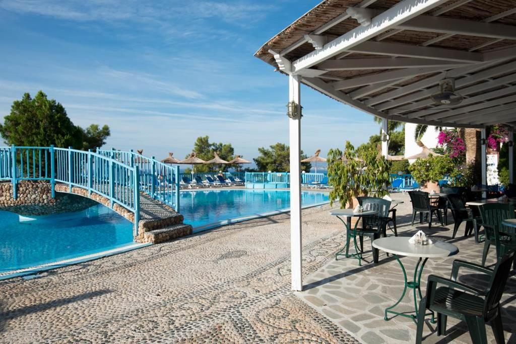 Karpathios Studios Pefkos Pefki Exteriör bild